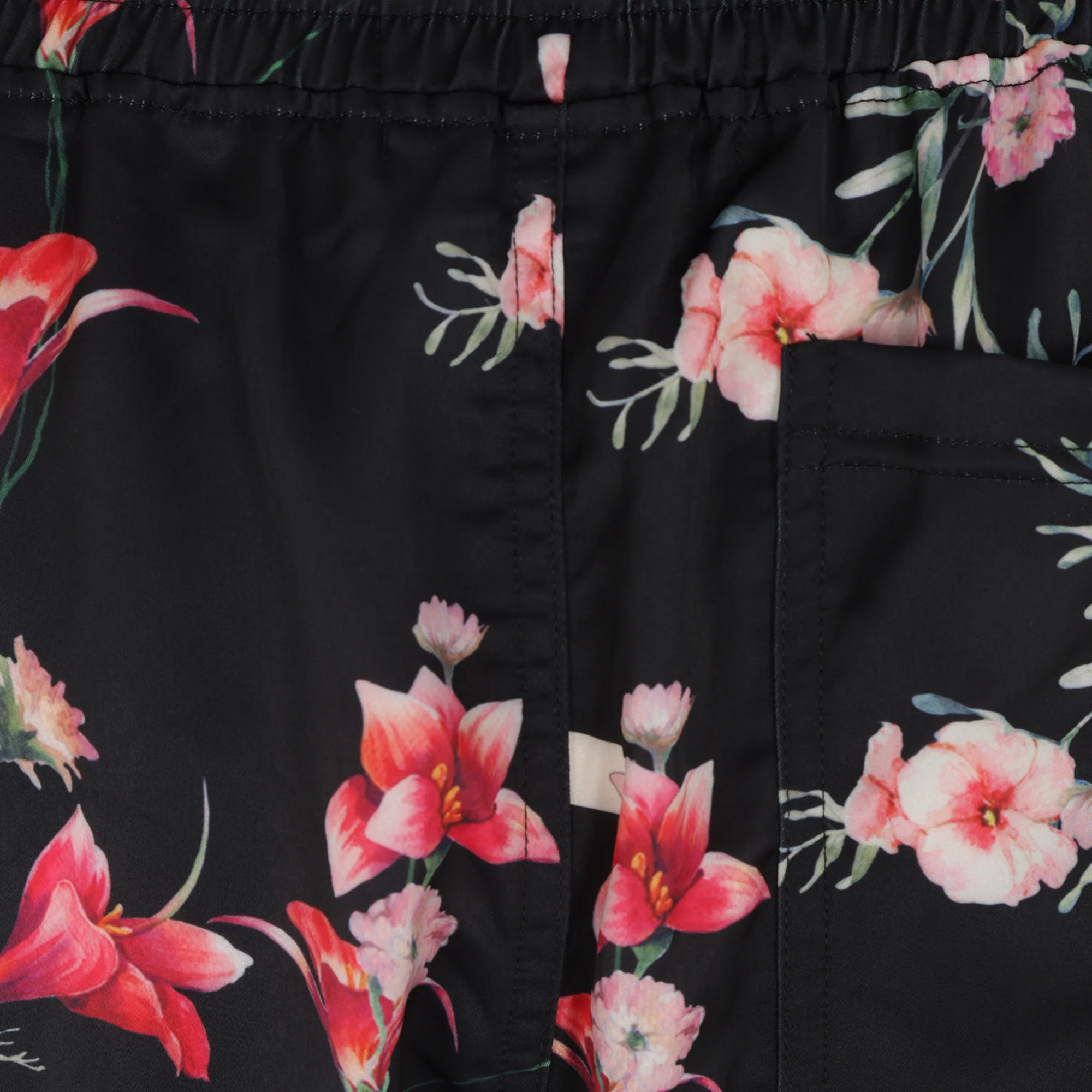 Represent | FLORAL SHORTS  { BLACK - Image 4