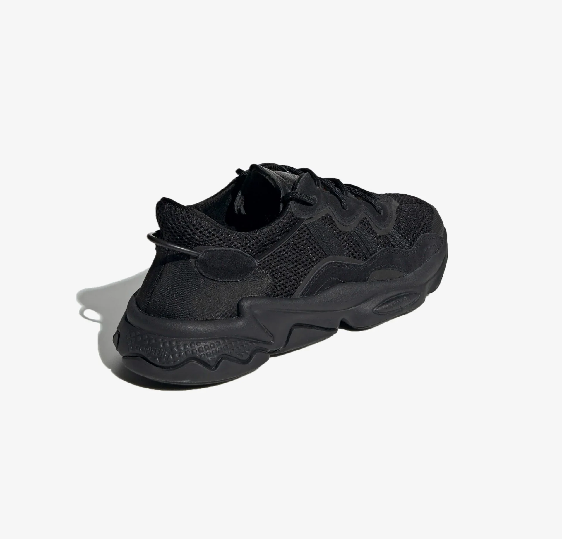 ADIDAS ORIGINALS | OZWEEGO { CORE BLACK - Image 3