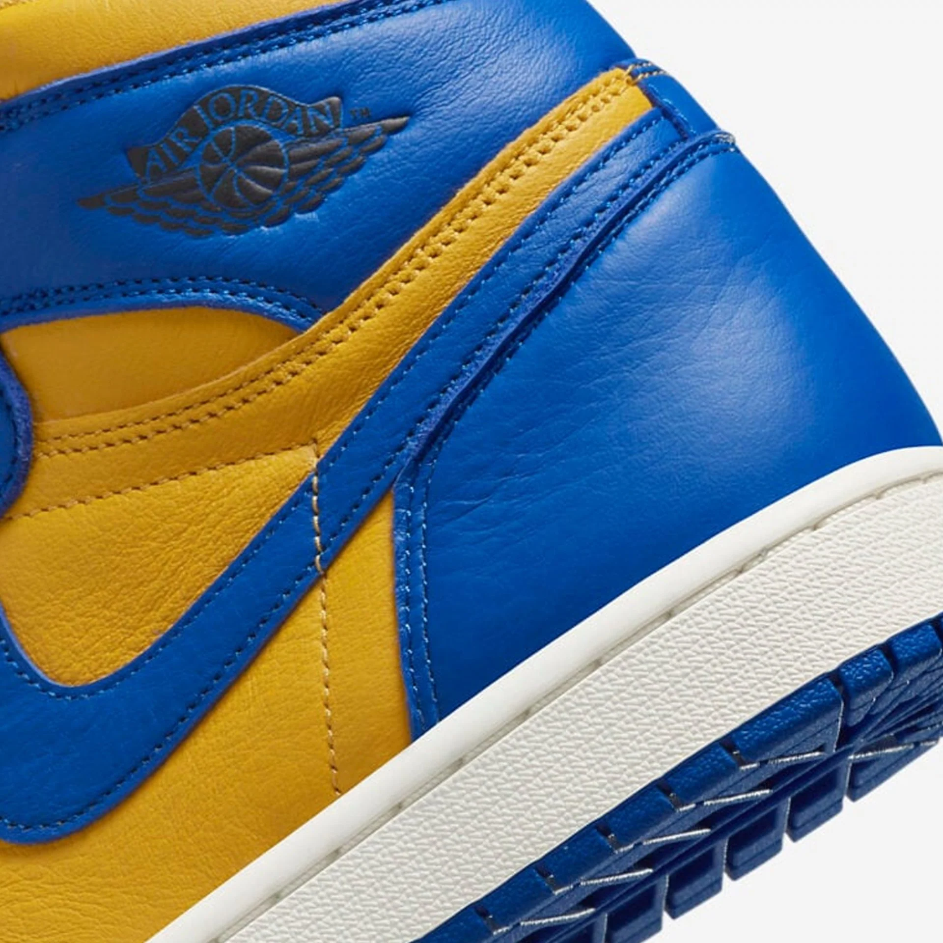 Jordan | AIR JORDAN 1 RETRO HIGH OG  { VARSITY MAIZE/GAME ROYAL-SAIL - Image 6